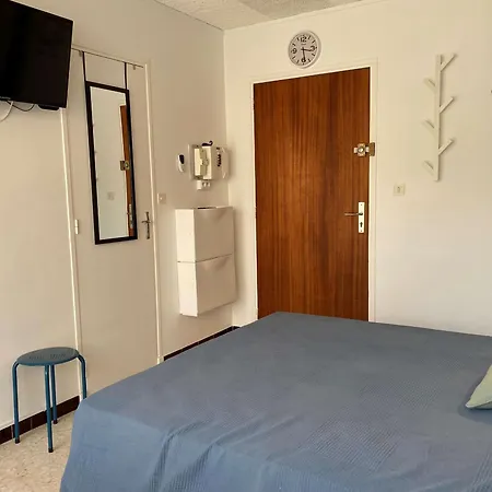 Confortable Face Aux Thermes Avec Balcon - Fr-1-553-26 Balaruc-les-Bains